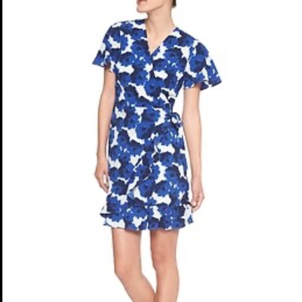 5/$25 Banana Republic Blue White Print Ruffle Wrap Dress, size 0